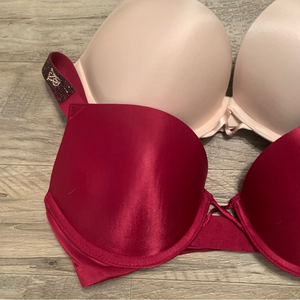 Victoria Secret 2 Satin Bombshell Plunge Bras Rhinestone Logo Strap - Picture 3 of 15